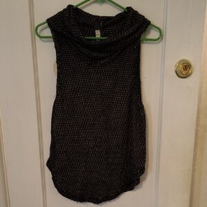We The Free | Elegant Black Sleeveless Women's Turtleneck Sweater